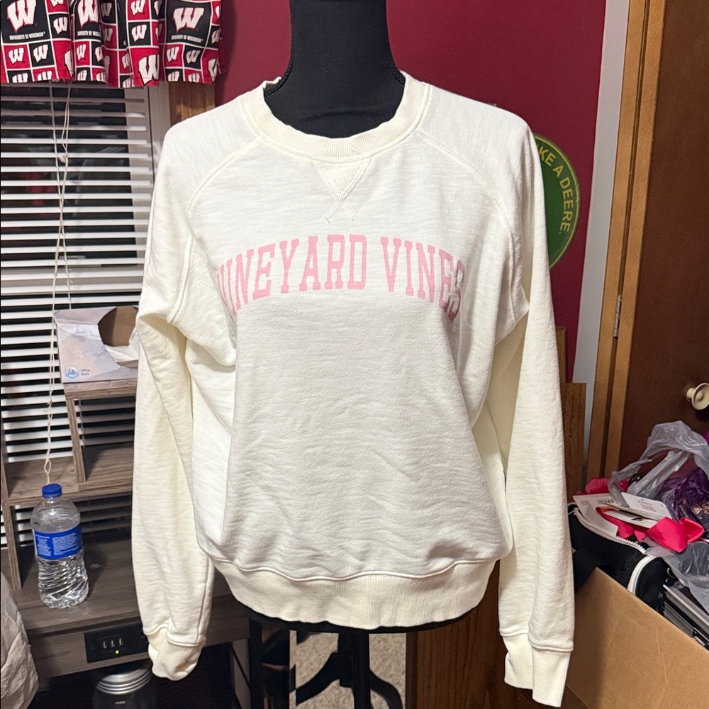 Vineyard Vines Women's Cream and Pink Crew Neck Sweater